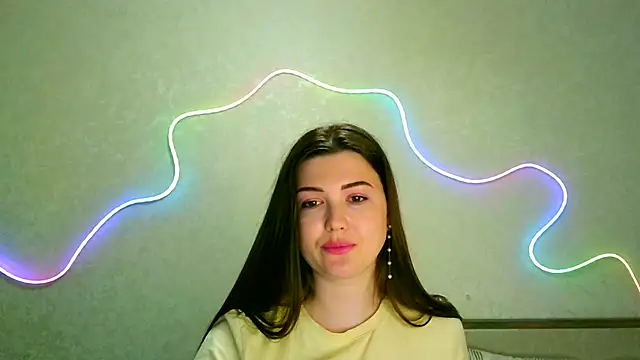 Snapshot of SeductiveTati chatting on 15, 6, 2026 SeductiveTati online show from 15, 6, 2026