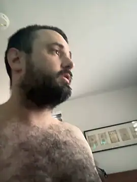 Snapshot of couplelti2 chatting on 22, 2, 2025 couplelti2 online show from 22, 2, 2025