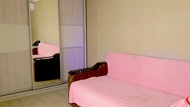 FridaCure online show from 1, 2, 2025