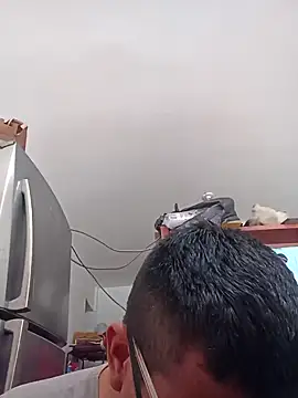 Snapshot of PequeArely chatting on 5, 12, 2024 PequeArely online show from 5, 12, 2024