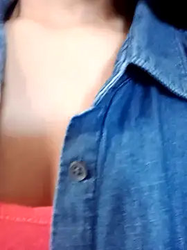 Snapshot of PequeArely chatting on 9, 2, 2025 PequeArely online show from 9, 2, 2025