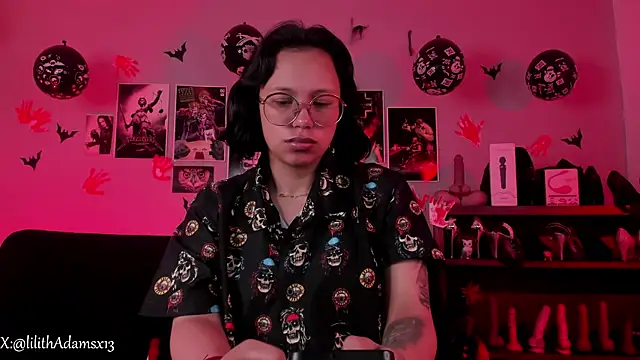 lilith-deveraux online show from 24, 11, 2025