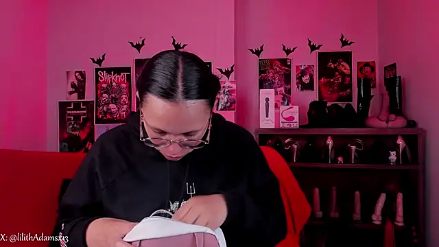 lilith-deveraux online show from 14, 2, 2026