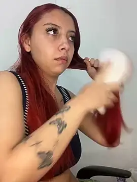 Snapshot of _charlott_dm chatting on 20, 1, 2025  charlott dm online show from 20, 1, 2025