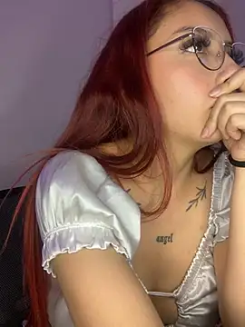 Snapshot of _charlott_dm chatting on 4, 2, 2025  charlott dm online show from 4, 2, 2025