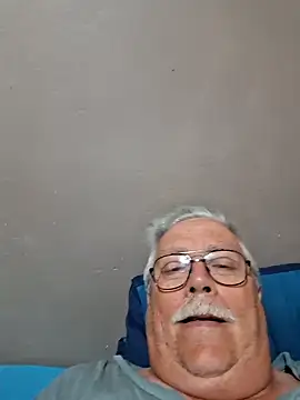 Snapshot of NawtyB1965 chatting on 5, 10, 2025 NawtyB1965 online show from 5, 10, 2025