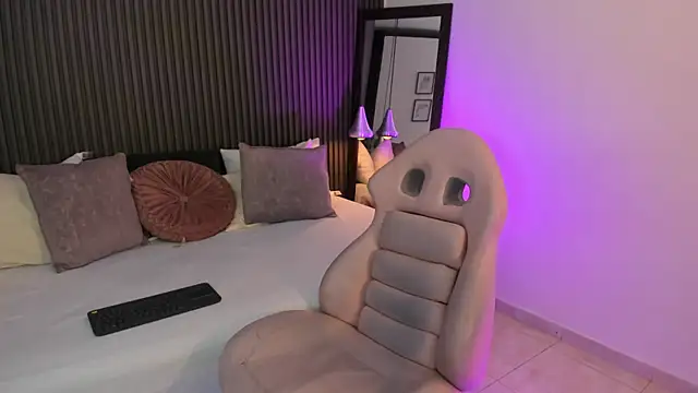 Axel brunette1 online show from 24, 9, 2025