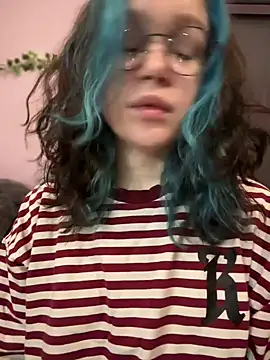 Snapshot of MaddisonHaas chatting on 1, 3, 2025 MaddisonHaas online show from 1, 3, 2025