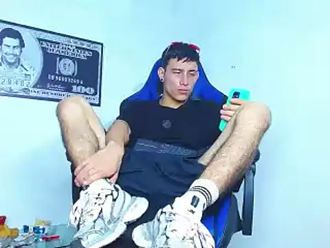 Snapshot of bab_boy_777 chatting on 2, 12, 2024 bab boy 777 online show from 2, 12, 2024