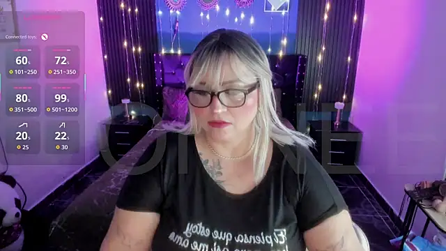 Snapshot of Ivonnee__ chatting on 16, 7, 2026 Ivonnee online show from 16, 7, 2026