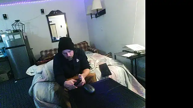 Snapshot of Cooperstone chatting on 8, 12, 2024 Cooperstone online show from 8, 12, 2024