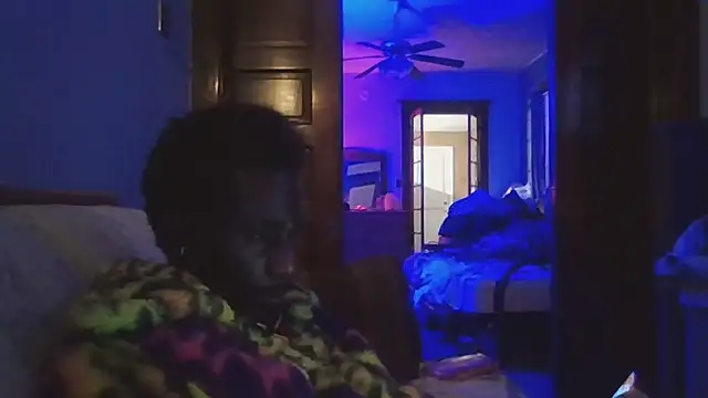 Snapshot of ThickNHung90 chatting on 30, 11, 2025 ThickNHung90 online show from 30, 11, 2025