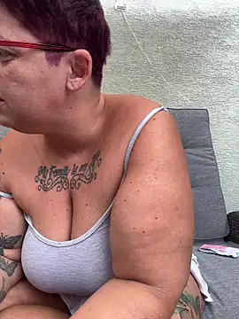 SunshineLexi online show from 8, 7, 2026