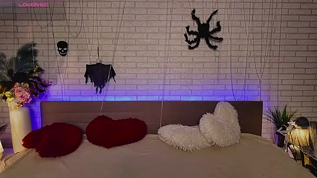 NovaBlissss online show from 9, 11, 2025