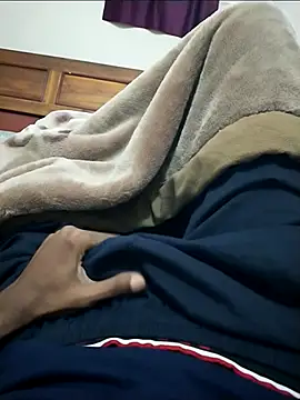 Snapshot of ravi707984 chatting on 15, 11, 2025 ravi707984 online show from 15, 11, 2025