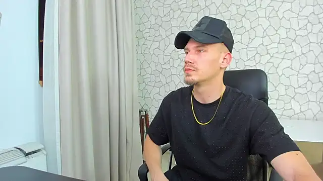 MateoBenjaminX online show from 20, 1, 2025