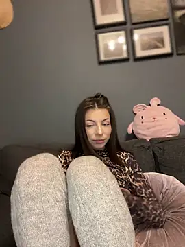 Mia Ethan online show from 3, 12, 2024