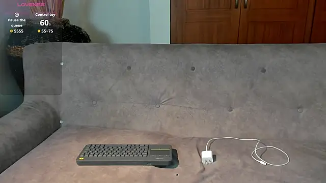  maria foxx  online show from 8, 11, 2025