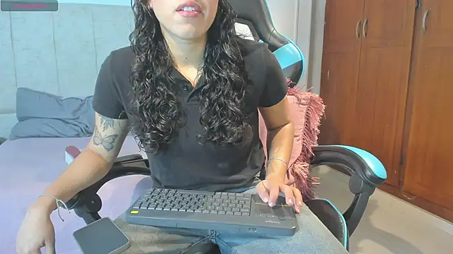 Snapshot of _maria_foxx_ chatting on 30, 4, 2026 maria foxx online show from 30, 4, 2026