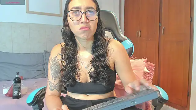 Snapshot of _maria_foxx_ chatting on 1, 5, 2026 maria foxx online show from 1, 5, 2026