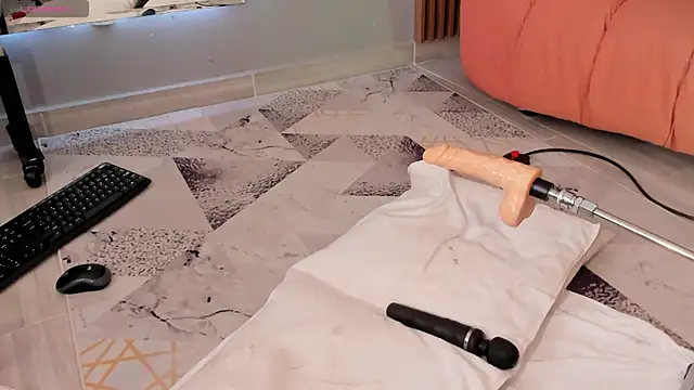 Eilin clio online show from 30, 12, 2024