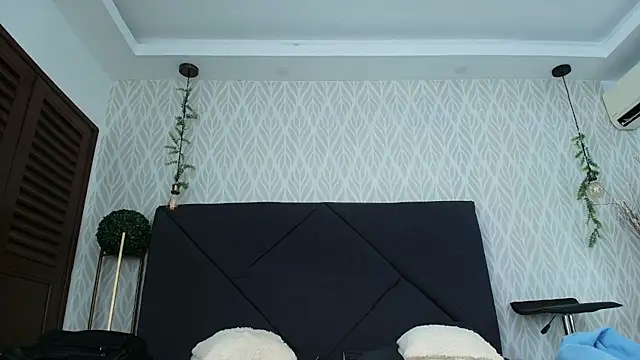 sandy rivas online show from 13, 4, 2026