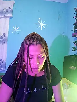 Snapshot of dulcesilvana10 chatting on 10, 12, 2024 dulcesilvana10 online show from 10, 12, 2024