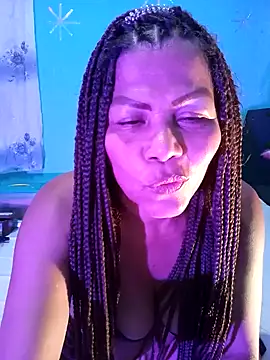 Snapshot of dulcesilvana10 chatting on 19, 12, 2024 dulcesilvana10 online show from 19, 12, 2024