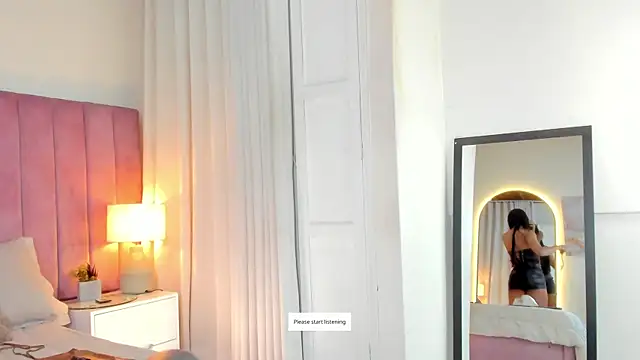 Aleja arango1 online show from 22, 3, 2025