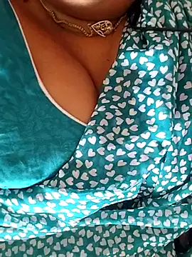 Snapshot of Sexy-Telugunayana2 chatting on 1, 6, 2026 Sexy-Telugunayana2 online show from 1, 6, 2026
