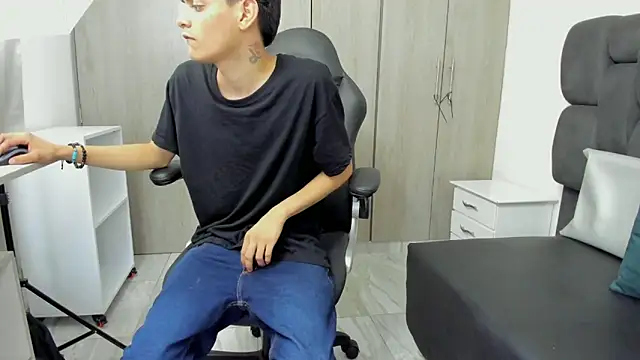 Yef Thin online show from 28, 12, 2024