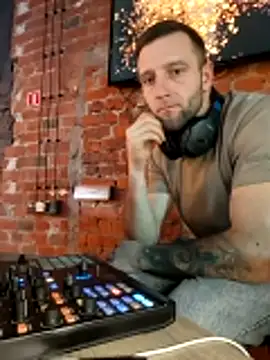 serjdj90 online show from 13, 12, 2025