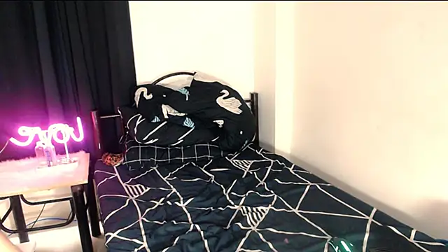 Nathalie Heartxoxo69 online show from 14, 2, 2026