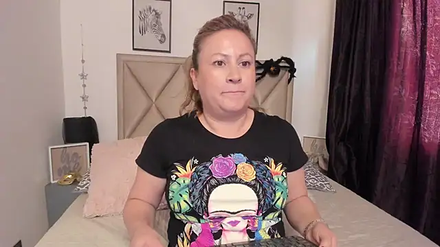 MonyCassius online show from 8, 11, 2025