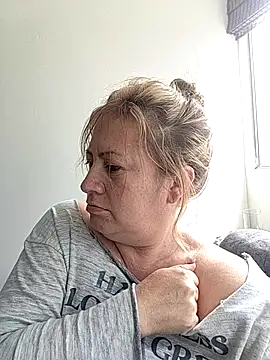 Snapshot of MonyCassius chatting on 19, 4, 2026 MonyCassius online show from 19, 4, 2026