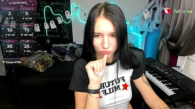 KarolinaBlacks online show from 1, 11, 2025