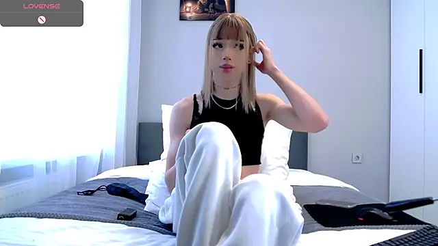 Dasha M online show from 9, 2, 2025