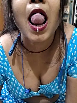 Snapshot of yoursweety09 chatting on 16, 4, 2026 yoursweety09 online show from 16, 4, 2026