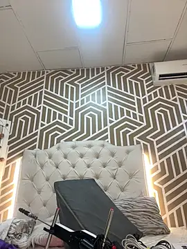 SashaDurante online show from 7, 2, 2026