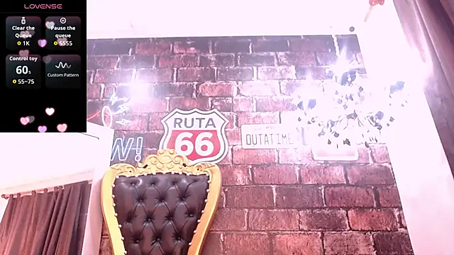Snapshot of SashaDurante chatting on 5, 6, 2026 SashaDurante online show from 5, 6, 2026