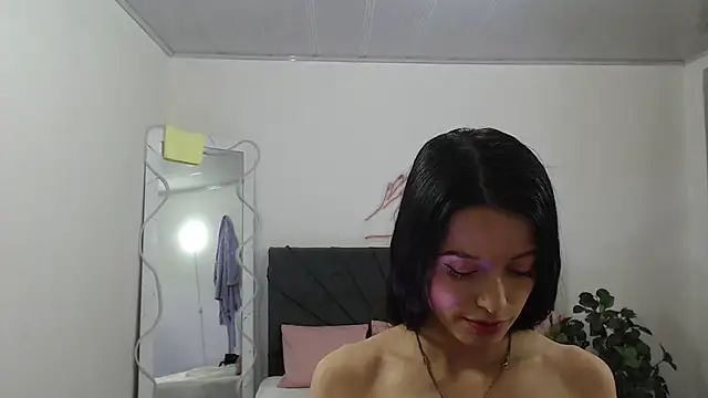 Snapshot of Laylafoxy_tay chatting on 20, 1, 2025 Laylafoxy tay online show from 20, 1, 2025