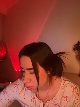 Im Valen Cute online show from 26, 11, 2025