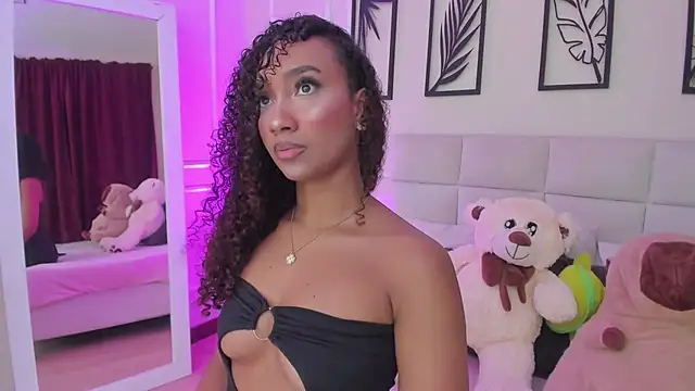Snapshot of Amber__Sanchez chatting on 3, 3, 2025 Amber Sanchez online show from 3, 3, 2025