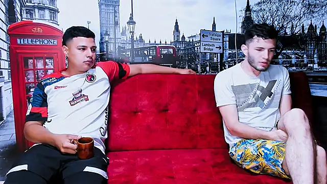 Snapshot of threesome_sexy_hot chatting on 4, 2, 2025 threesome sexy hot online show from 4, 2, 2025