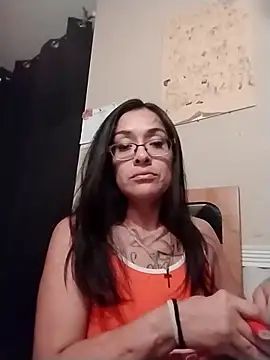 Snapshot of lovlypussy55 chatting on 21, 9, 2025 lovlypussy55 online show from 21, 9, 2025