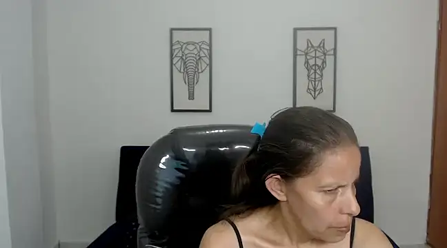 Milf karlye online show from 15, 12, 2024