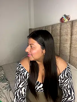 Snapshot of samantha_vc6 chatting on 20, 11, 2025 samantha vc6 online show from 20, 11, 2025