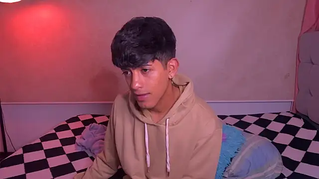 teobowny  online show from 12, 10, 2025