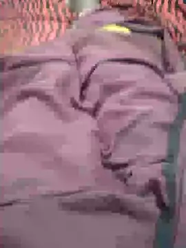 Snapshot of mallucallboy2104 chatting on 7, 1, 2025 mallucallboy2104 online show from 7, 1, 2025