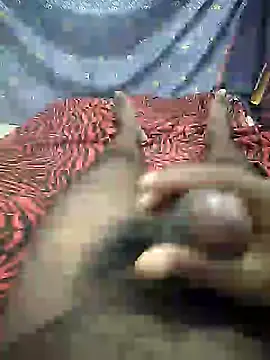 Snapshot of mallucallboy2104 chatting on 24, 1, 2025 mallucallboy2104 online show from 24, 1, 2025